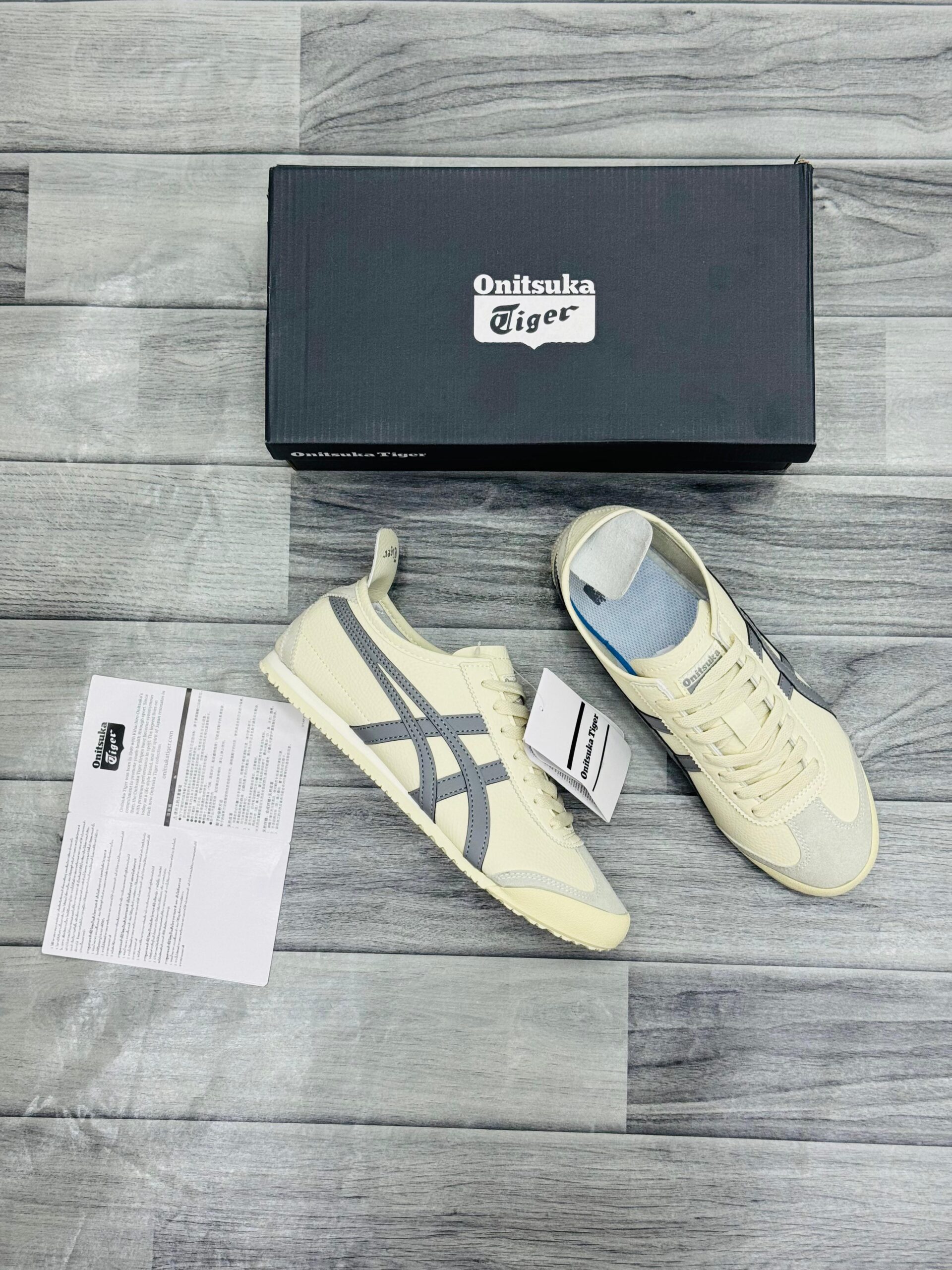 ONITSUKA TIGER METRO FLEX 66