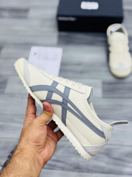 ONITSUKA TIGER METRO FLEX 66