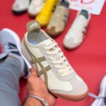 ONITSUKA TIGER BEIGE BROWN 66