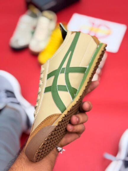 ONITSUKA TIGER Beige Grass Green 66