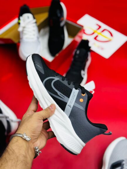 NK Air Zoom Flyknit Lunar 3 | GREY
