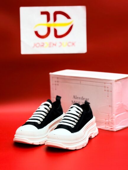 Converse Chunky Platform Series | BLACK