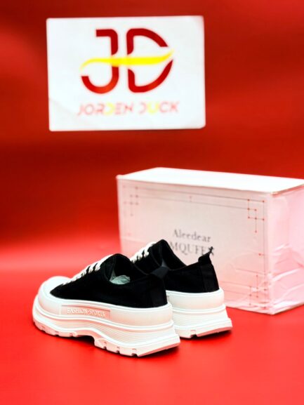 Converse Chunky Platform Series | BLACK