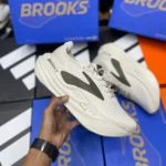 Brooks GLYCERIN MAX | APRICOT WHITE
