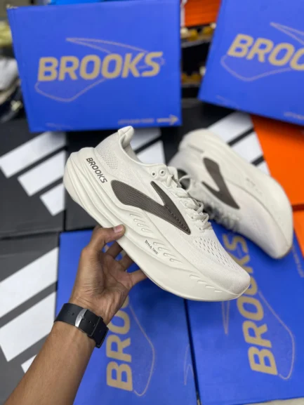 Brooks GLYCERIN MAX | APRICOT WHITE