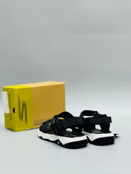 SK GO WALK SANDALS | BLACK