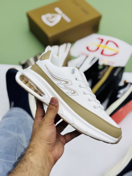 VELOCITY AIR MAX SHOE | WHITE/CREAM