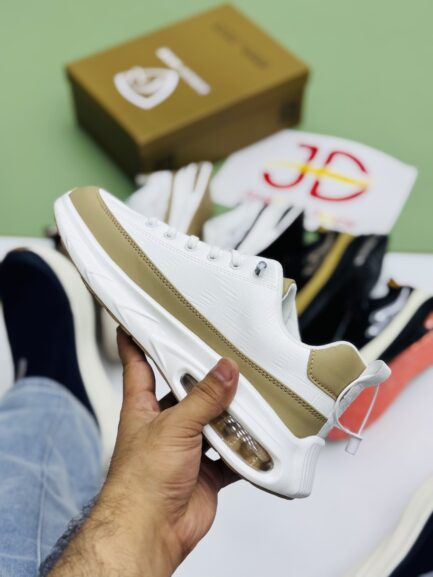 VELOCITY AIR MAX SHOE | WHITE/CREAM