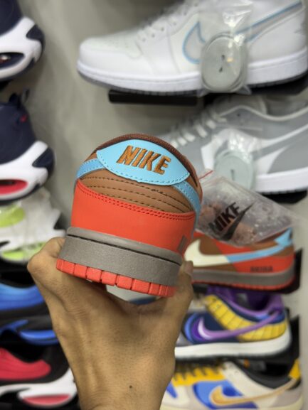 NK DUNKS LOW "AKIRA"