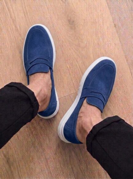 HERITAGE SUEDE LOAFERS