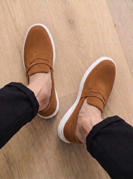 HERITAGE SUEDE LOAFERS