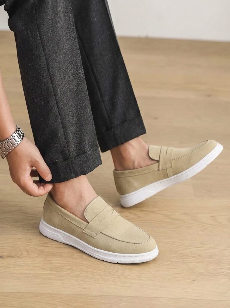 HERITAGE SUEDE LOAFERS
