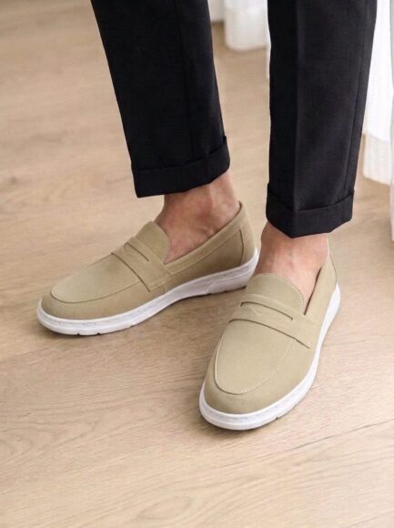 HERITAGE SUEDE LOAFERS