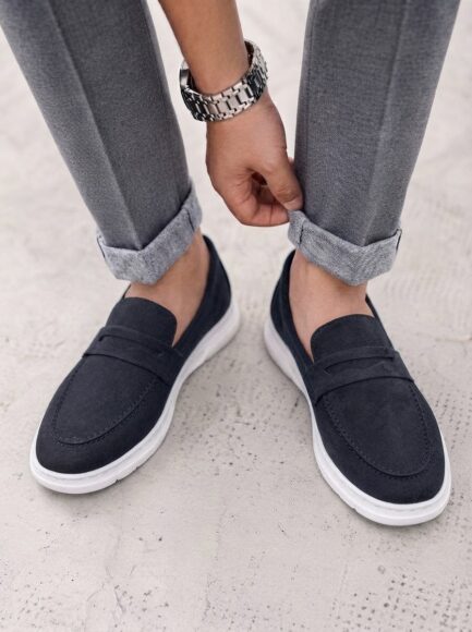 HERITAGE SUEDE LOAFERS