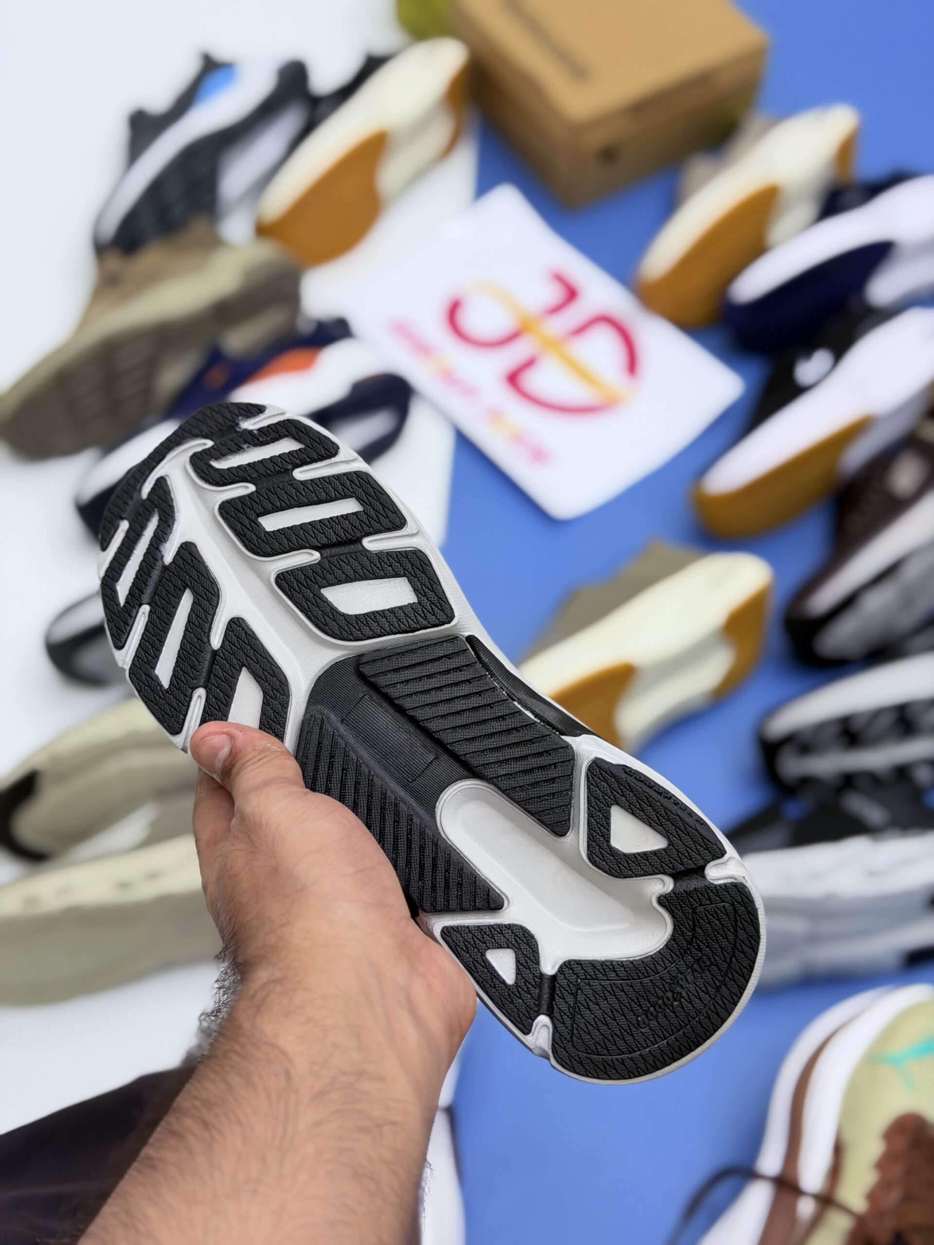 LET'S GO MAX CUSHIONING SLIP-INS