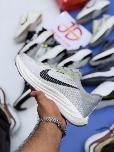 NK PEGASUS PLUS | GREY