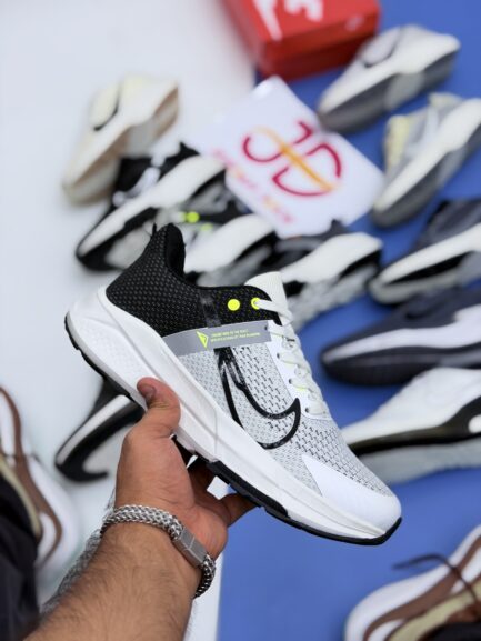 NK TRAIL | WHITE/BLACK