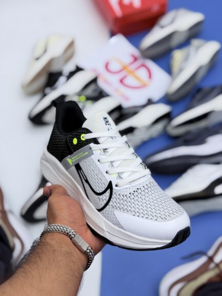 NK TRAIL | WHITE/BLACK