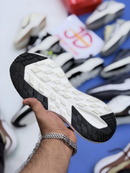 NK TRAIL | BLACK
