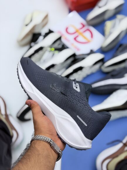 NK REACT AIR ZOOM | GREY