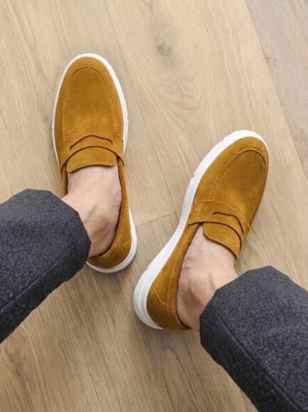 HERITAGE SUEDE LOAFERS