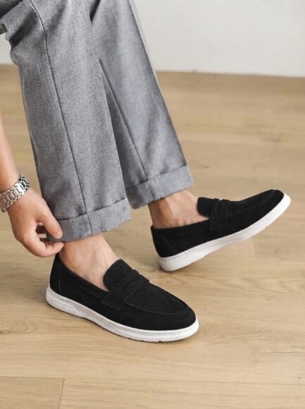 HERITAGE SUEDE LOAFERS