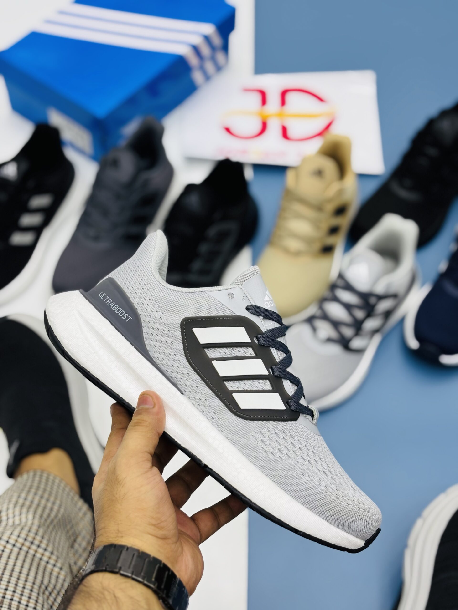 ADII PURE BOOST 22 | GREY