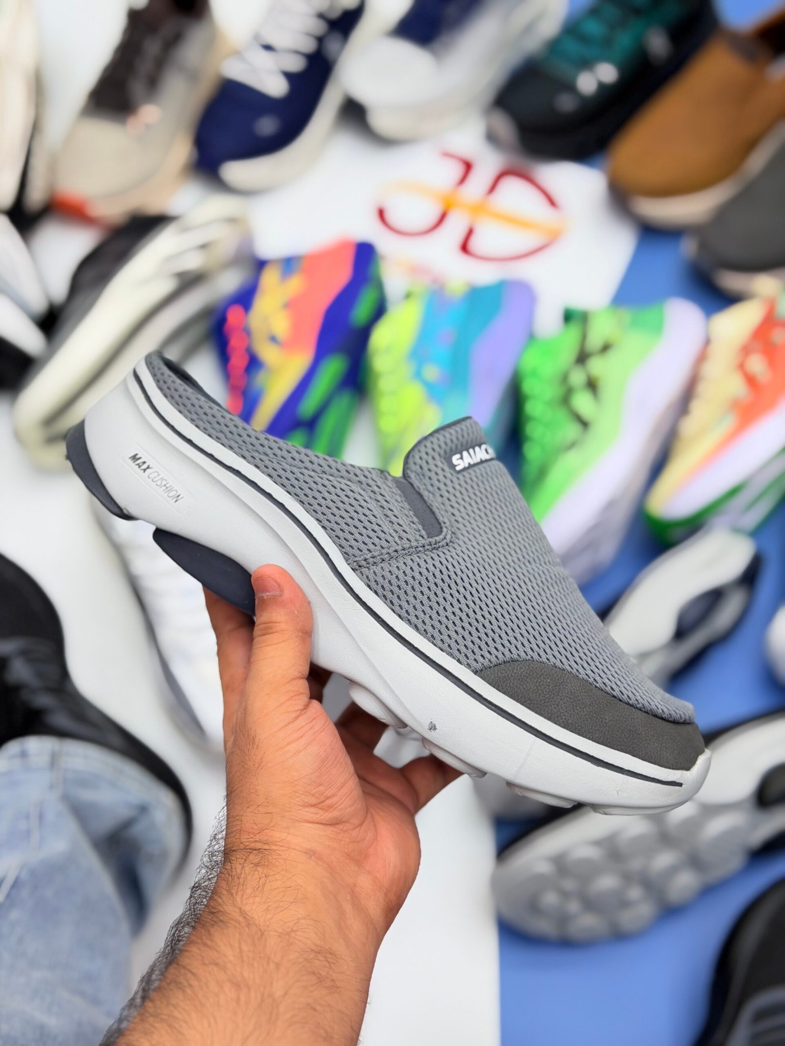SKEE MAX CUSHION MULES | GREY