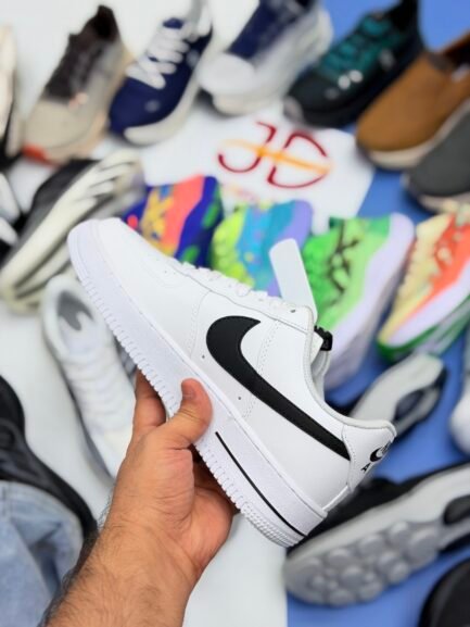 NKII AF1 "07 LOWS" | WHITE BLACK SWOOSH